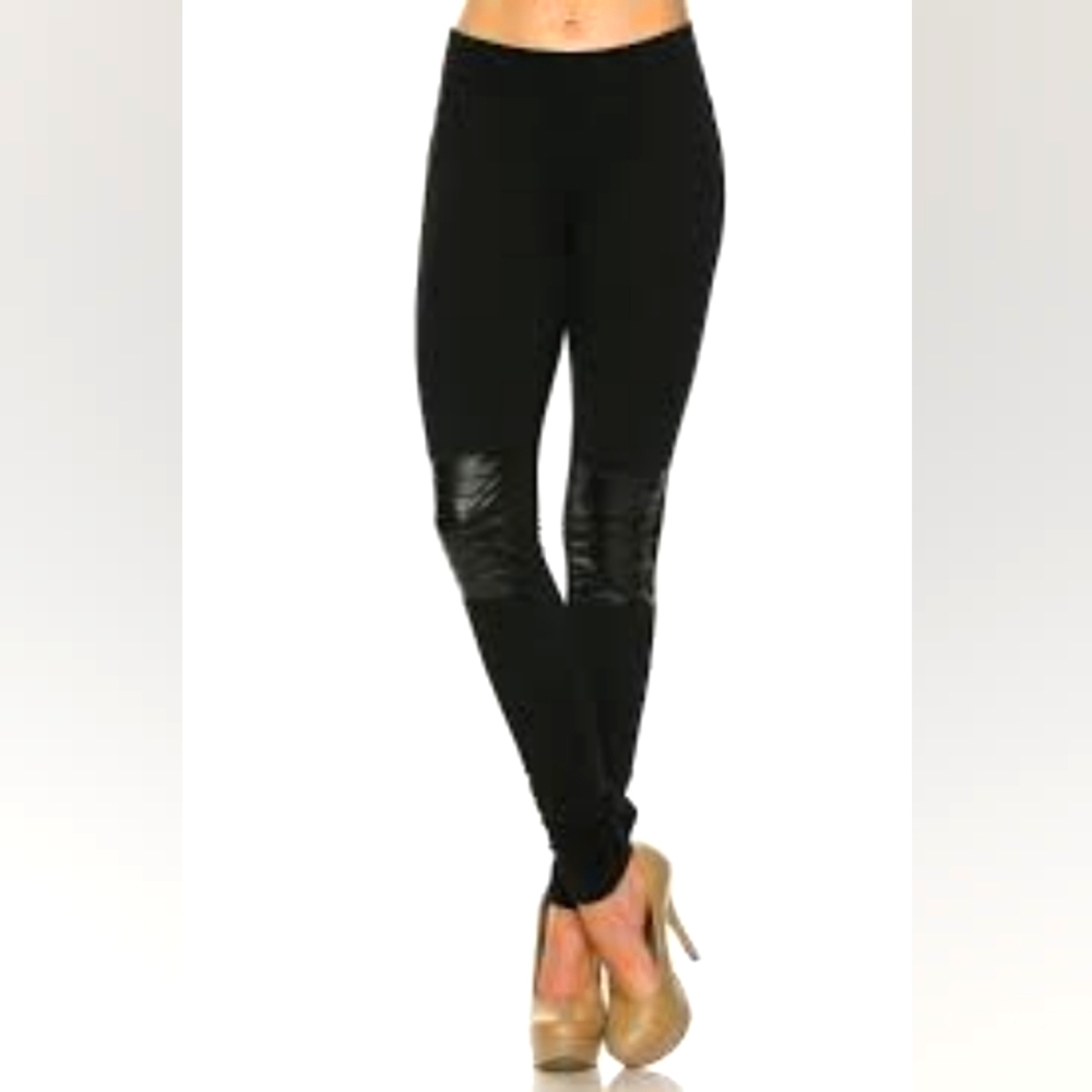 Abound Super Cute Leggings With Knee Patchwork